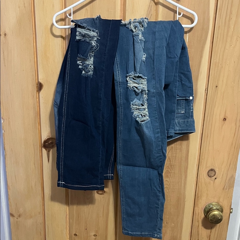 Stylish Blue Distressed Women’s Jeans